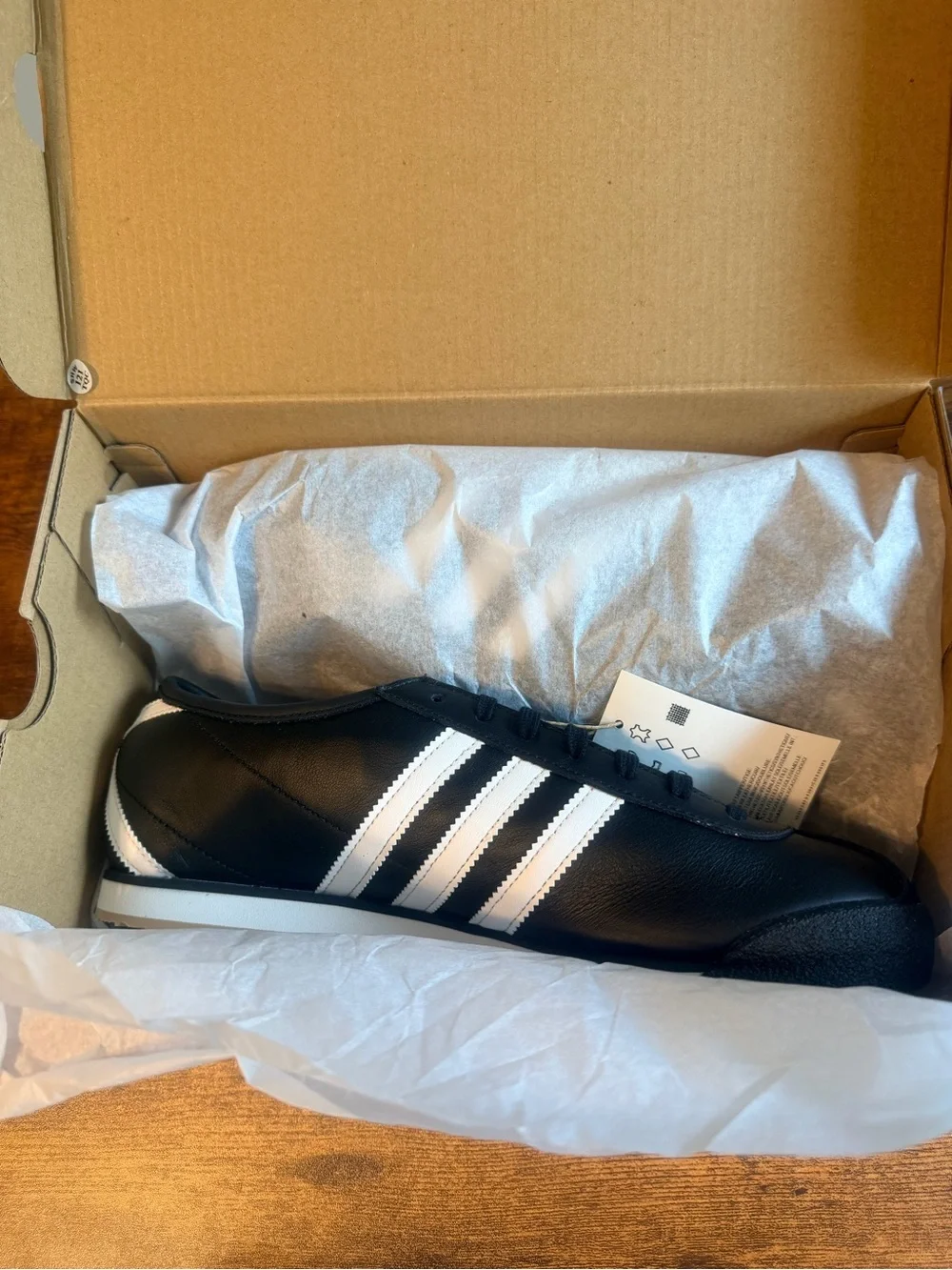 adidas Italia Men's Classic Black/White Leather Sneakers 9.5M/10.5W